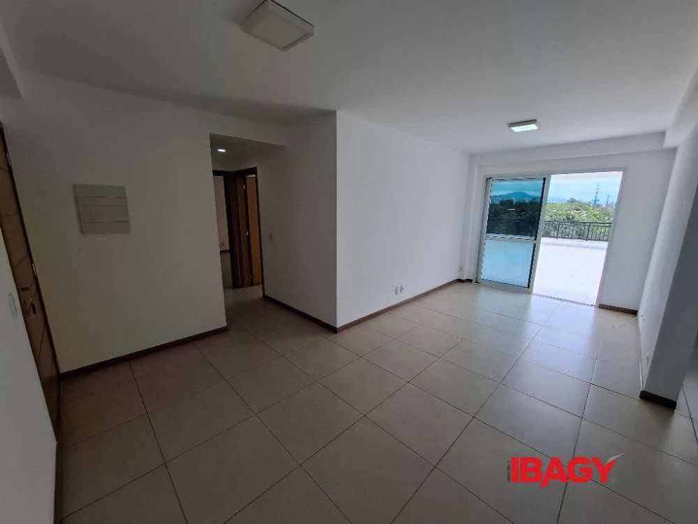 Apartamento sin amueblar de 243 m² con 2 suites — photo 3