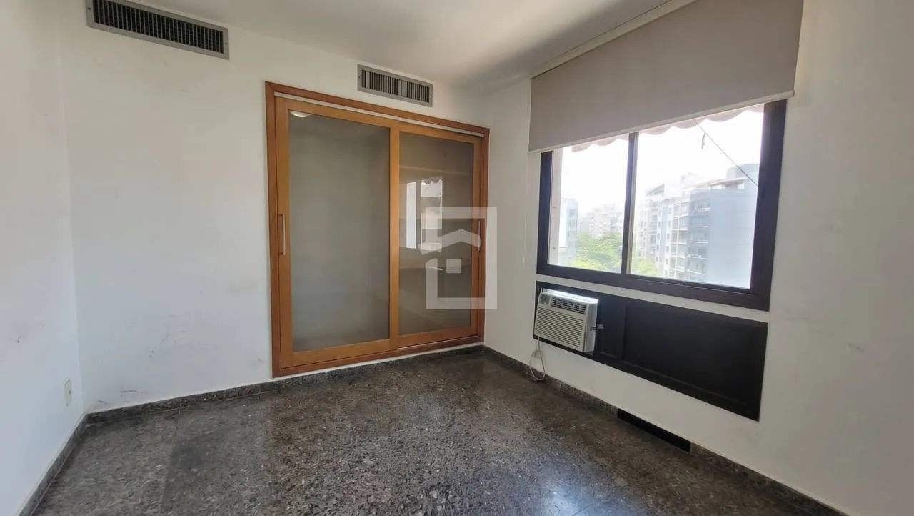 Furnished apartment, 98 m², with a home office — photo 34