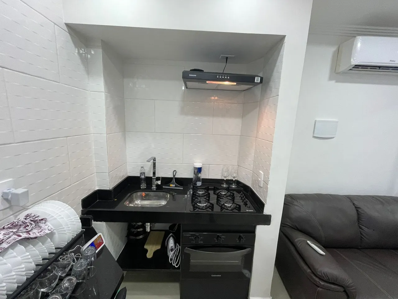 Studio mobiliado com 1 quarto e cozinha americana — photo 2