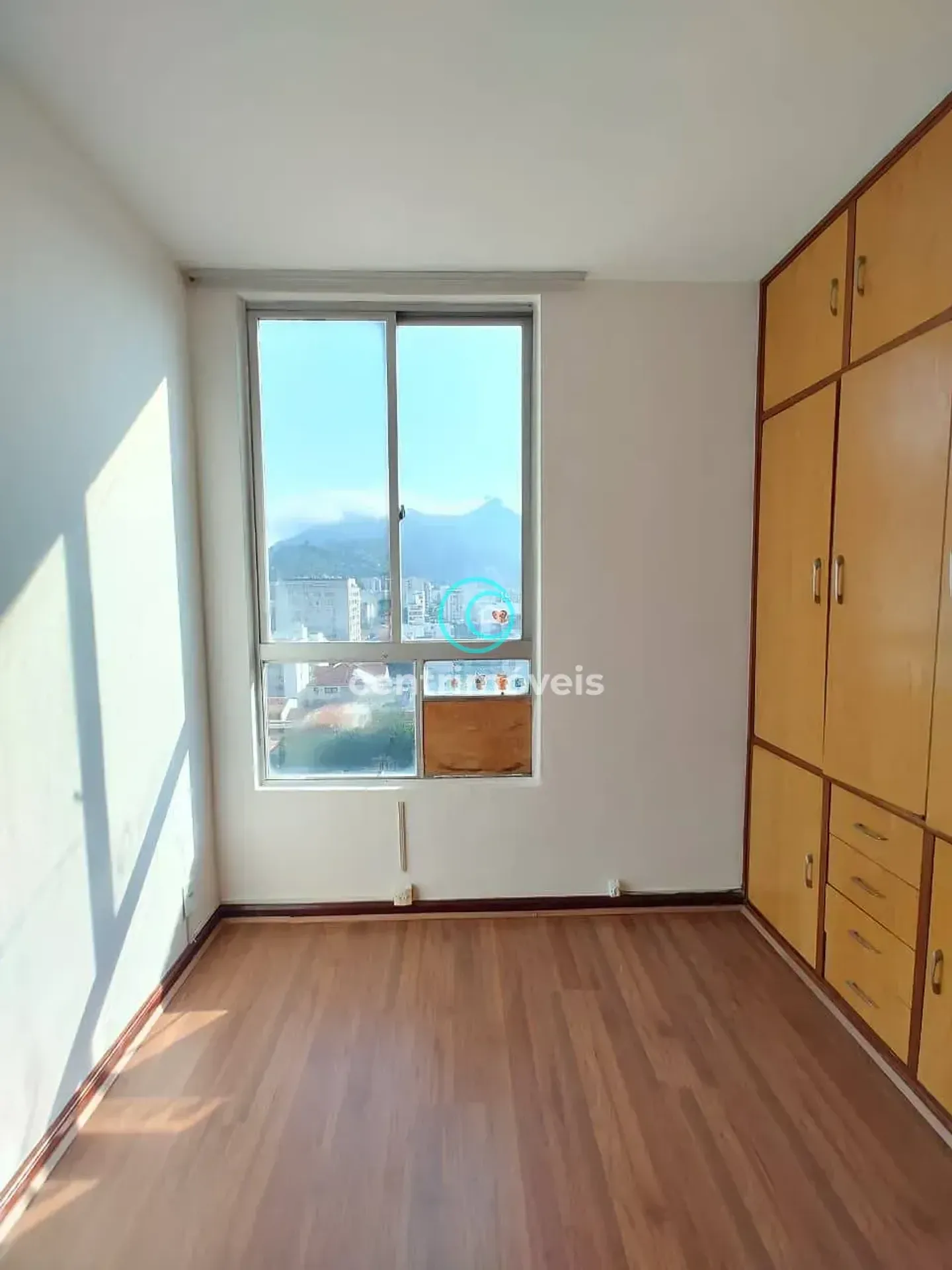 Mountain view in a 2-bedroom apartment, 64 m² — photo 12
