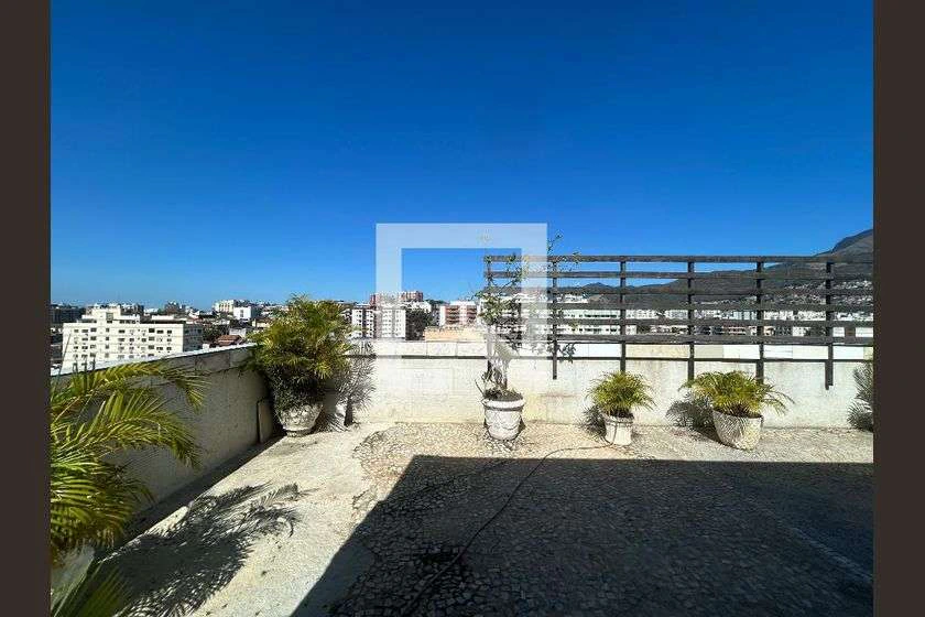 Квартира 400 м² з 4 спальнями та зоною для прання — photo 23