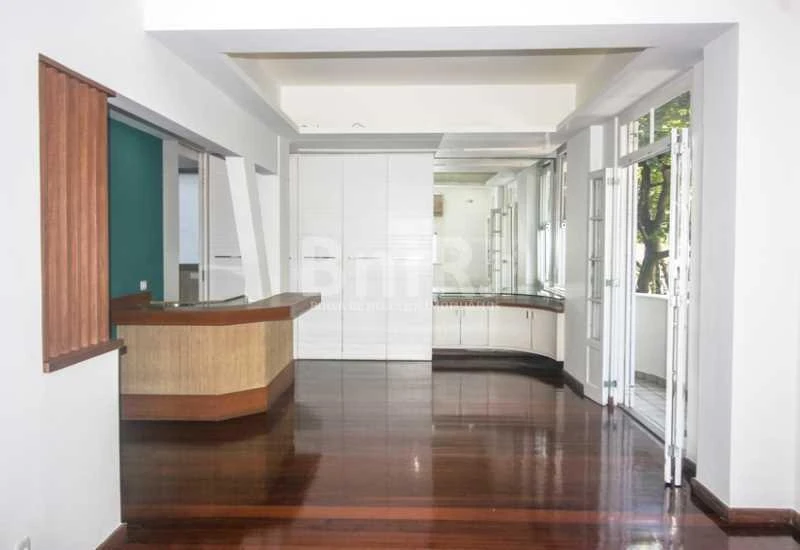 2-bedroom apartment with a home office in Rio de Janeiro — photo 4
