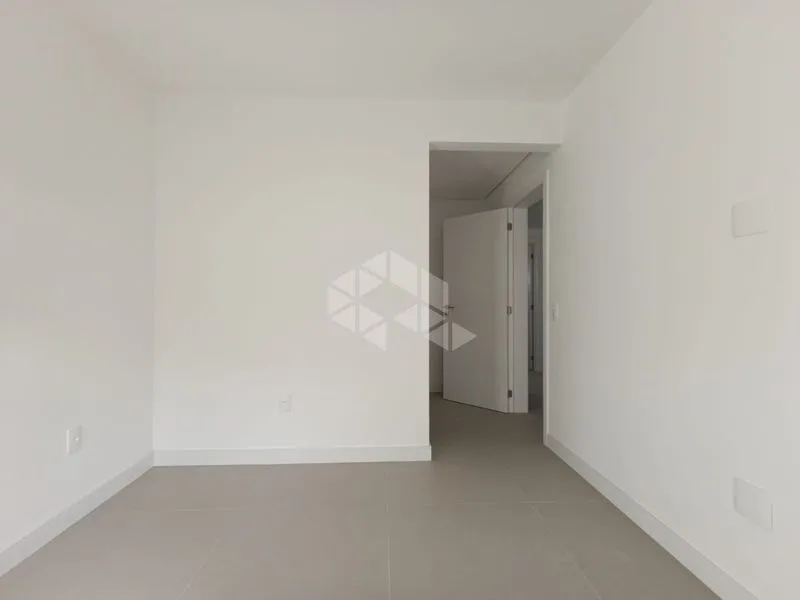 Casa con 4 suites y 184 m²; 2 plazas y balcón — photo 30
