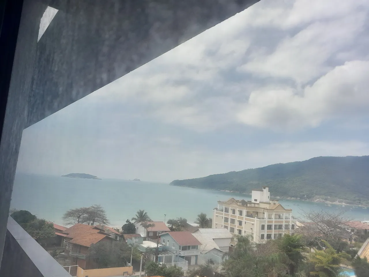 2-bedroom apartment with a water view in Florianópolis — photo 10