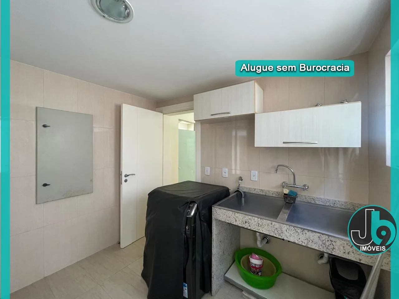 House with 4 en-suites and 431 m², plus 6 parking — photo 23