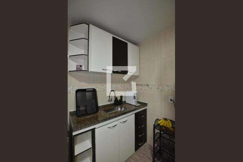Furnished apartment with 2 bedrooms and a balcony — photo 23