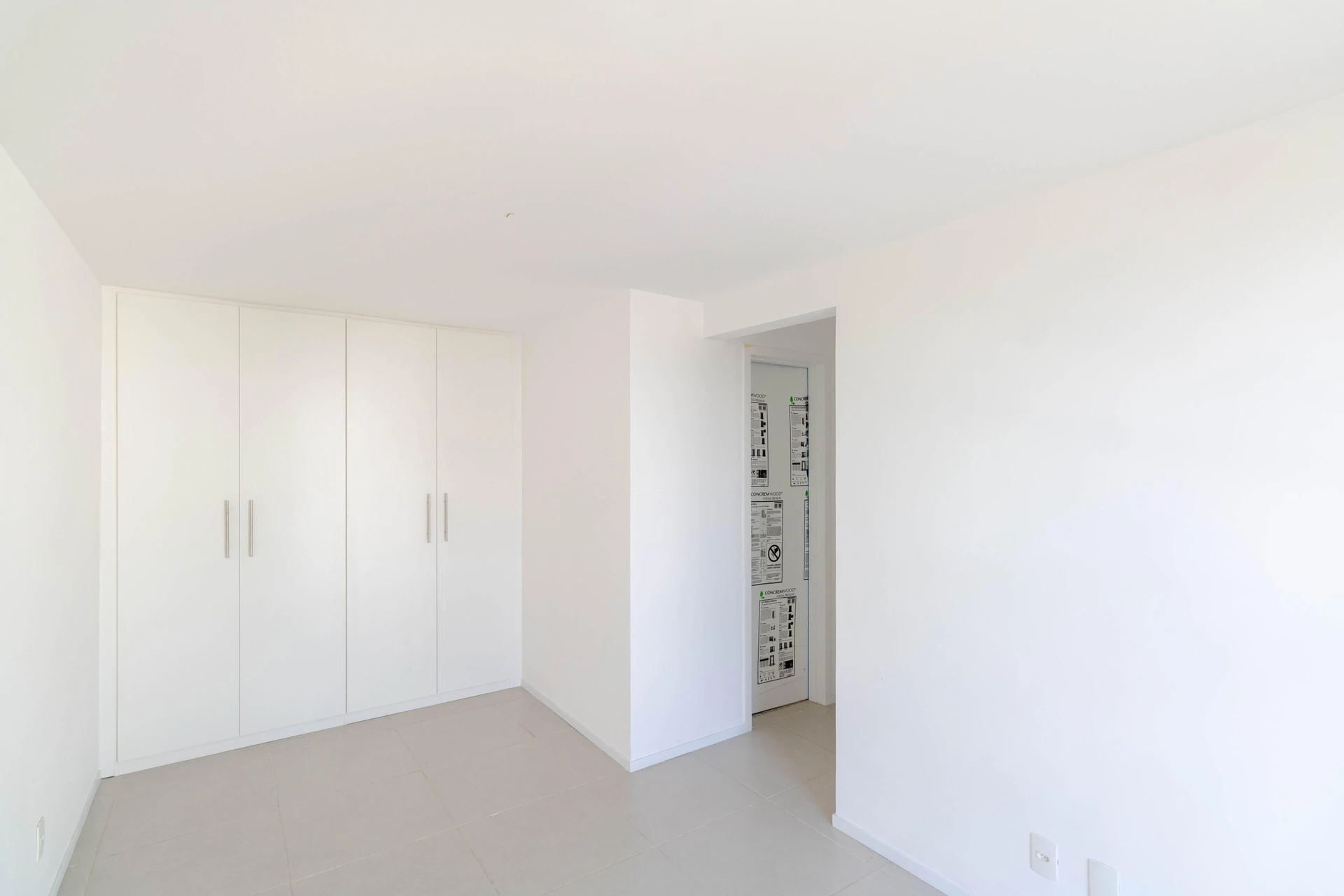 Apartamento mobiliado com 3 quartos e varanda envidraçada — photo 42
