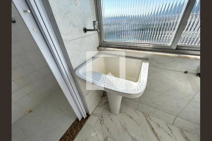 2-bedroom 68 m² apartment with a closed kitchen — photo 31