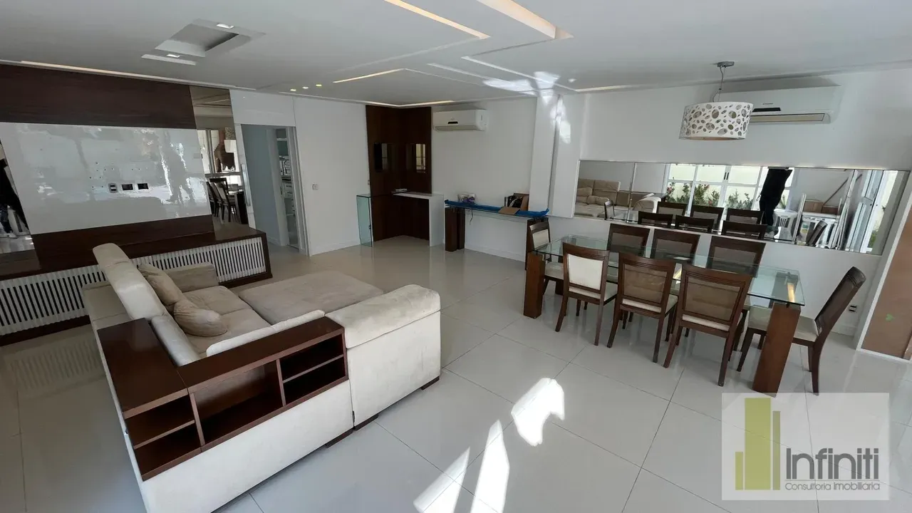 4 quartos e churrasqueira privativa: casa de 350 m² — photo 7