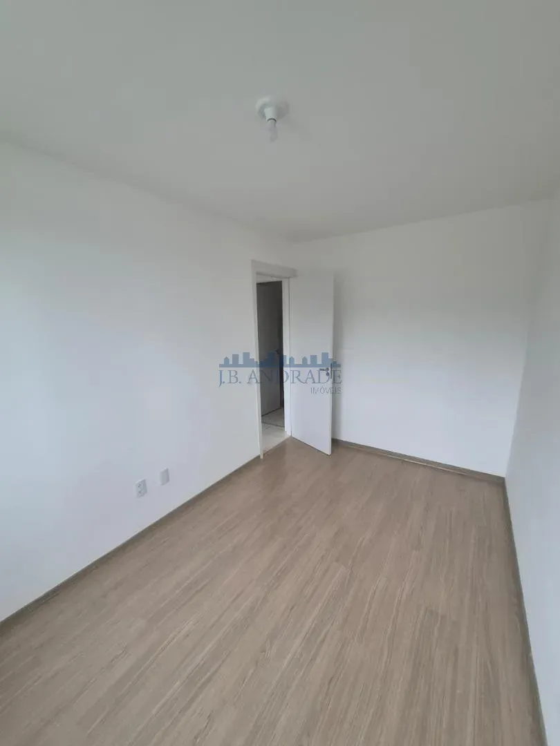 66 m² apartment with a mountain view and a home office — photo 7