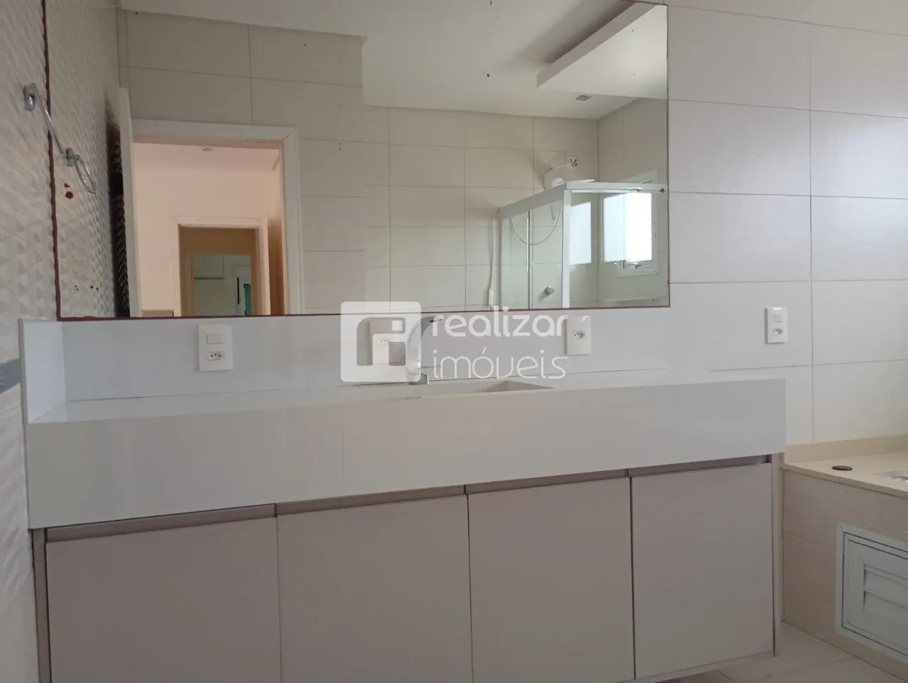200 m² house with a private pool and a dishwasher — photo 38