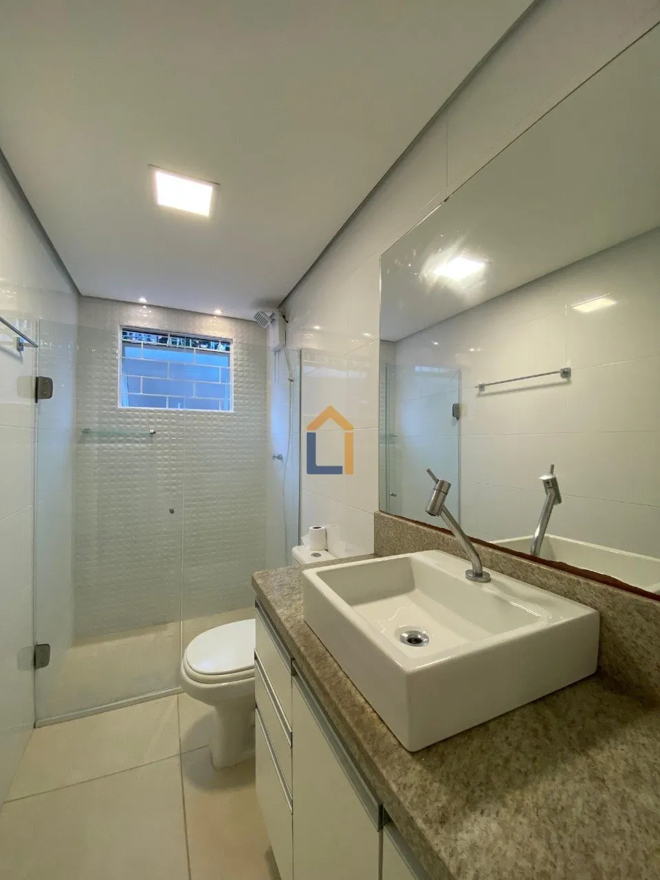 Ground-floor apartment with 2 bedrooms and integrated kitchen — photo 12
