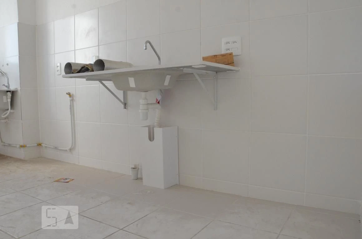 Balcony with a grill in a 2-bedroom apartment, 45 m² — photo 53