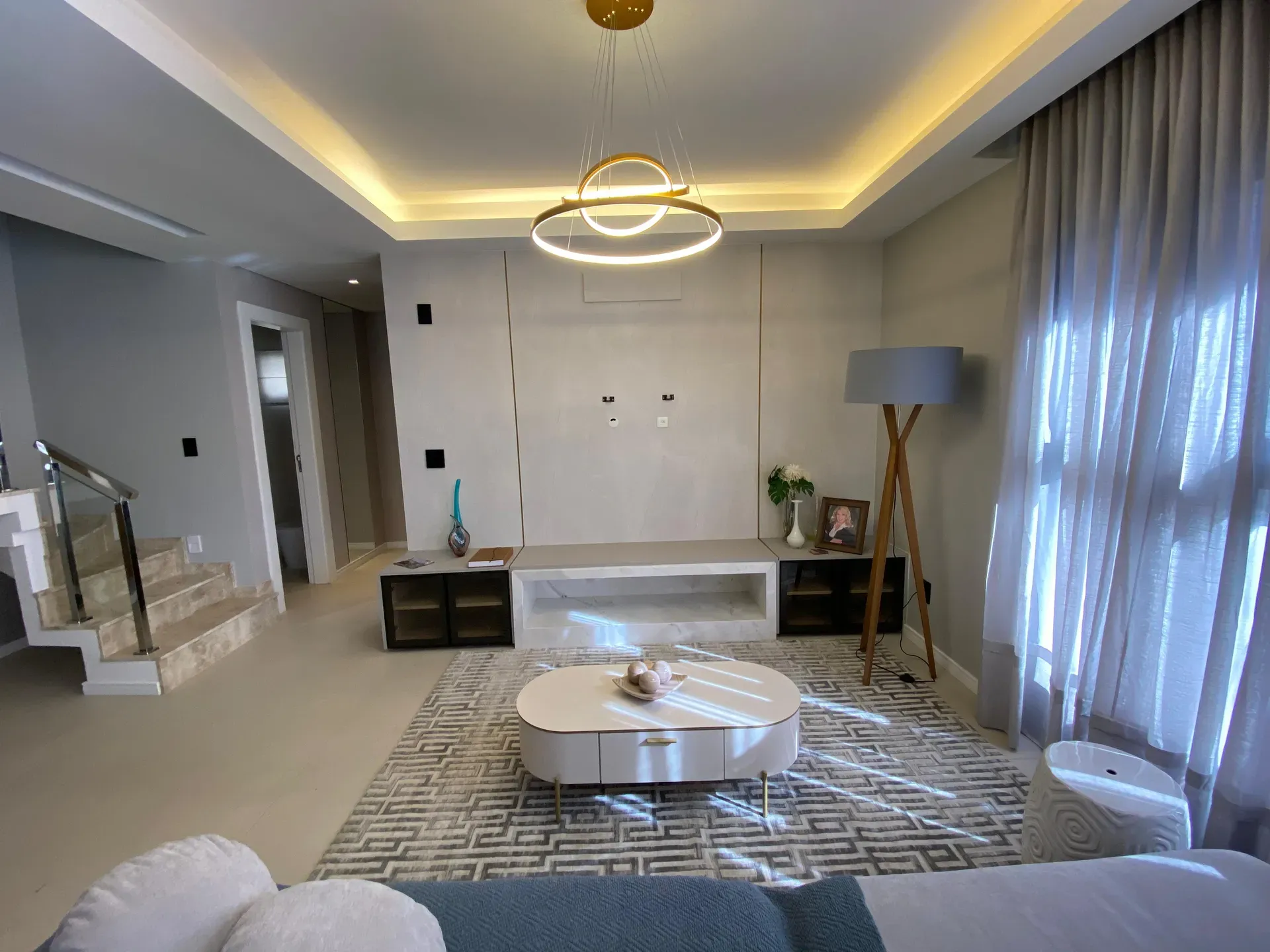 House in a gated community with 3 bedrooms and 5 baths — photo 12