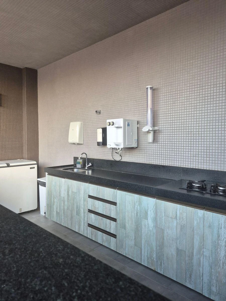 Робоче місце та 2 спальні: квартира 63 м² — photo 2