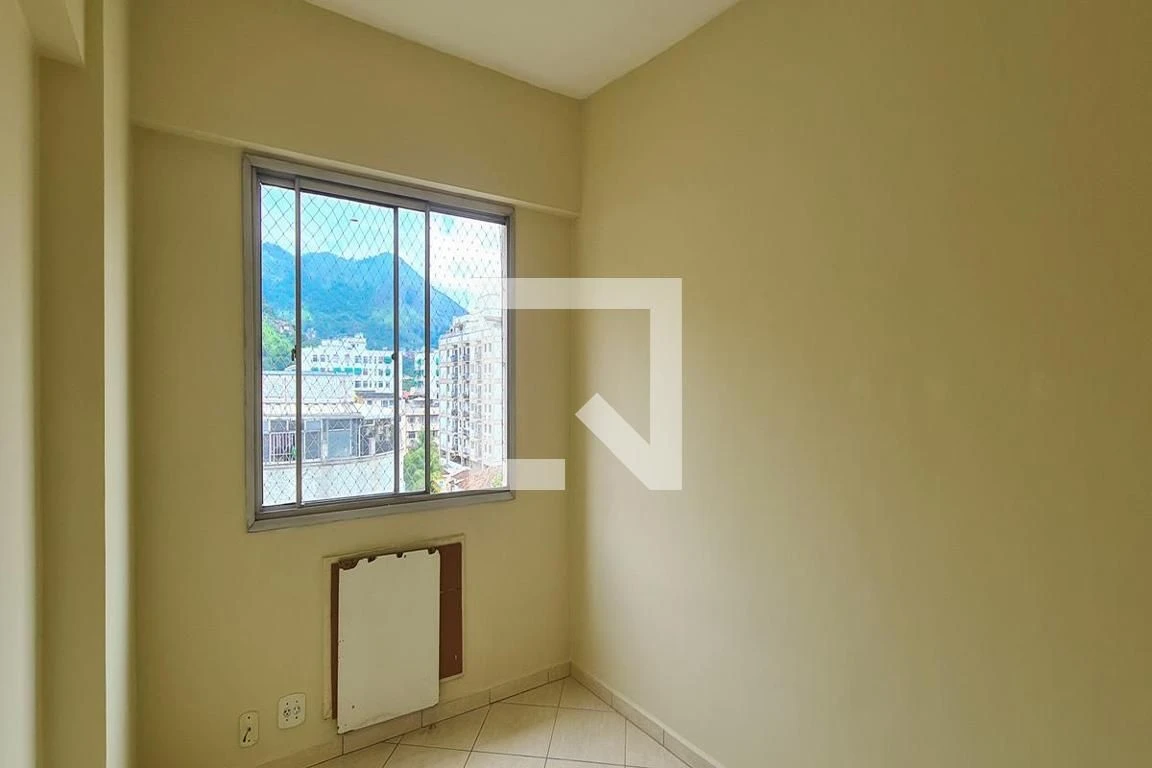 Apartamento con 3 dormitorios, suite y balcón con zona de lavado — photo 56