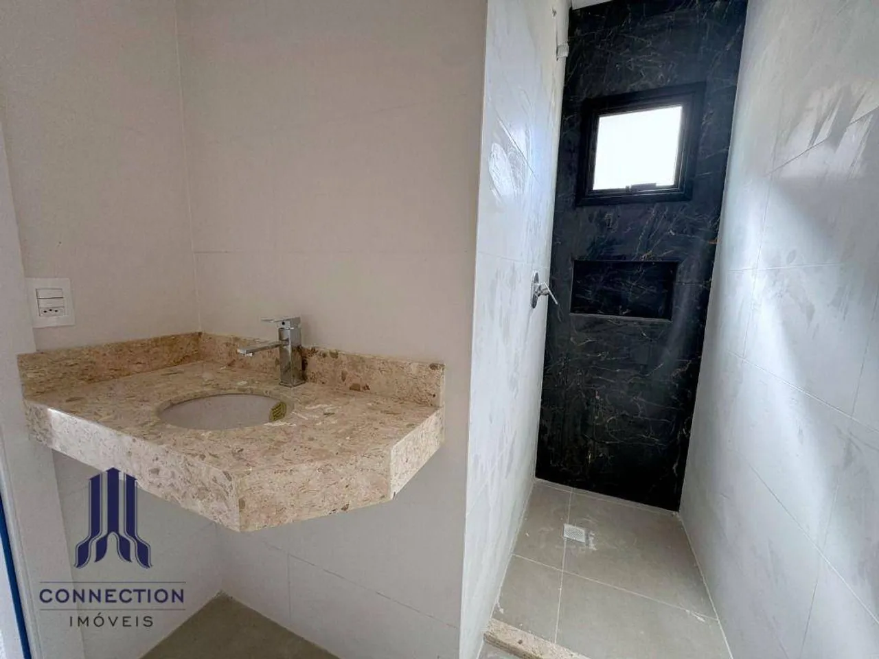 Unfurnished house with 3 bedrooms and private garden — photo 13