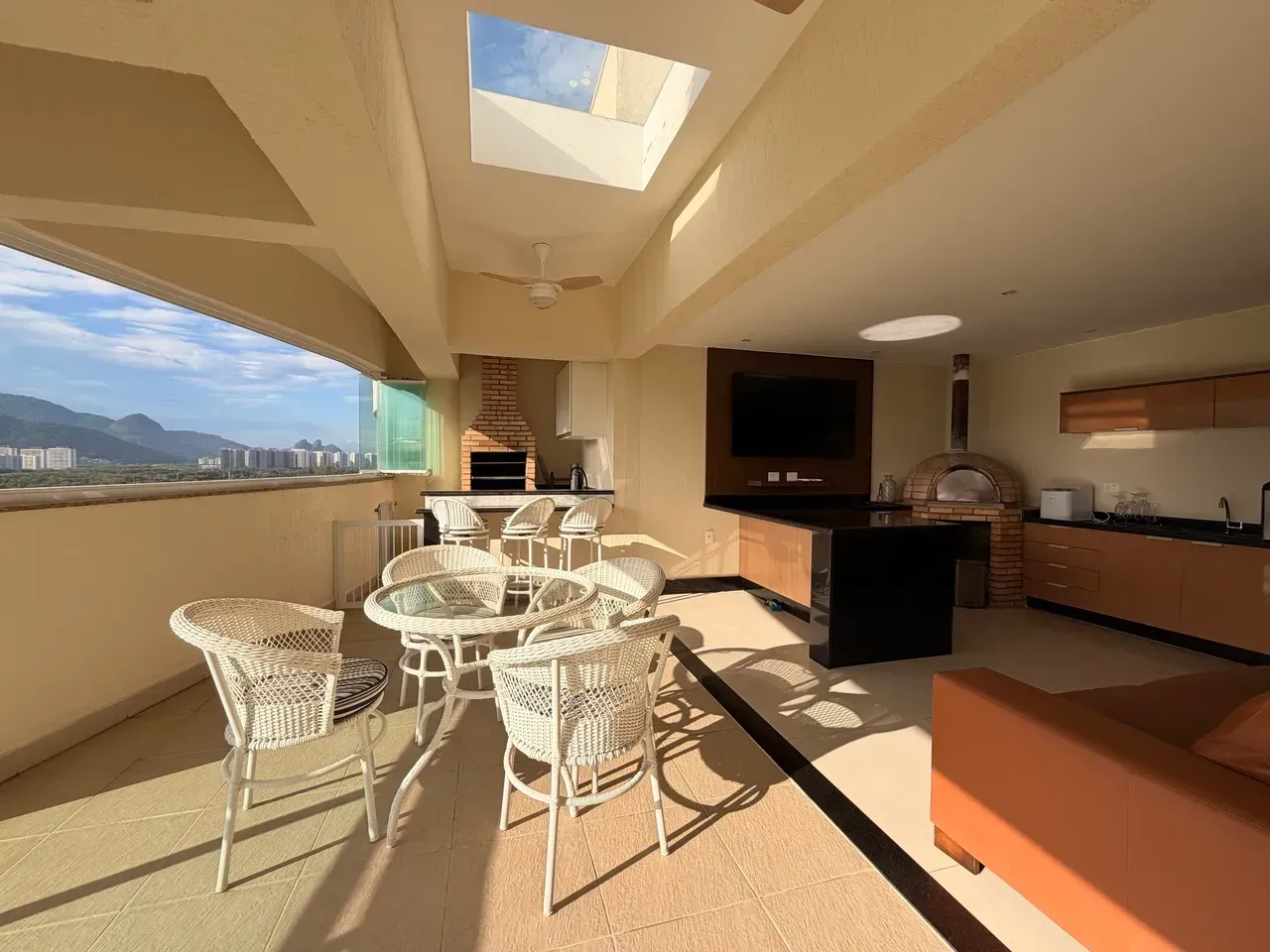 Duplex penthouse furnished with 4 bedrooms 235 m² — photo 6