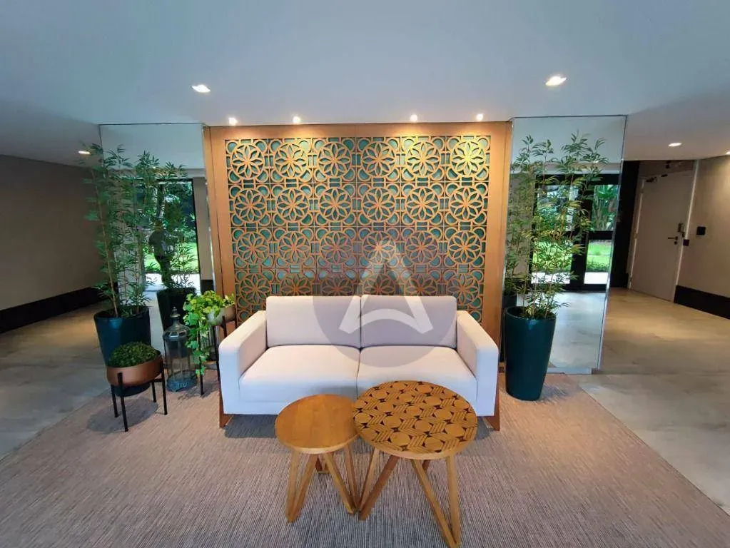 Penthouse with 3 bedrooms, balcony grill and 180 m²