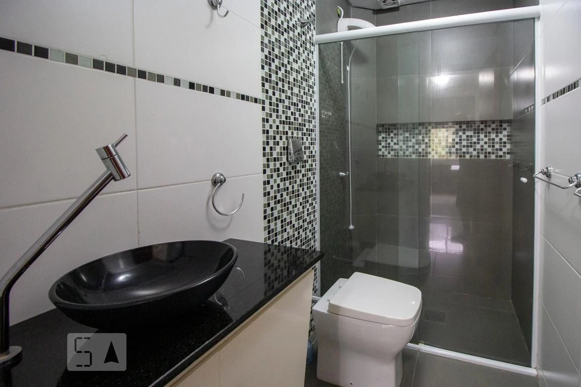 House with 3 bedrooms and a private garden — photo 23