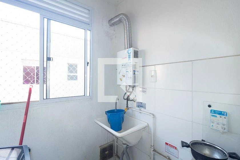 2-bedroom apartment in a building with a pool — photo 3