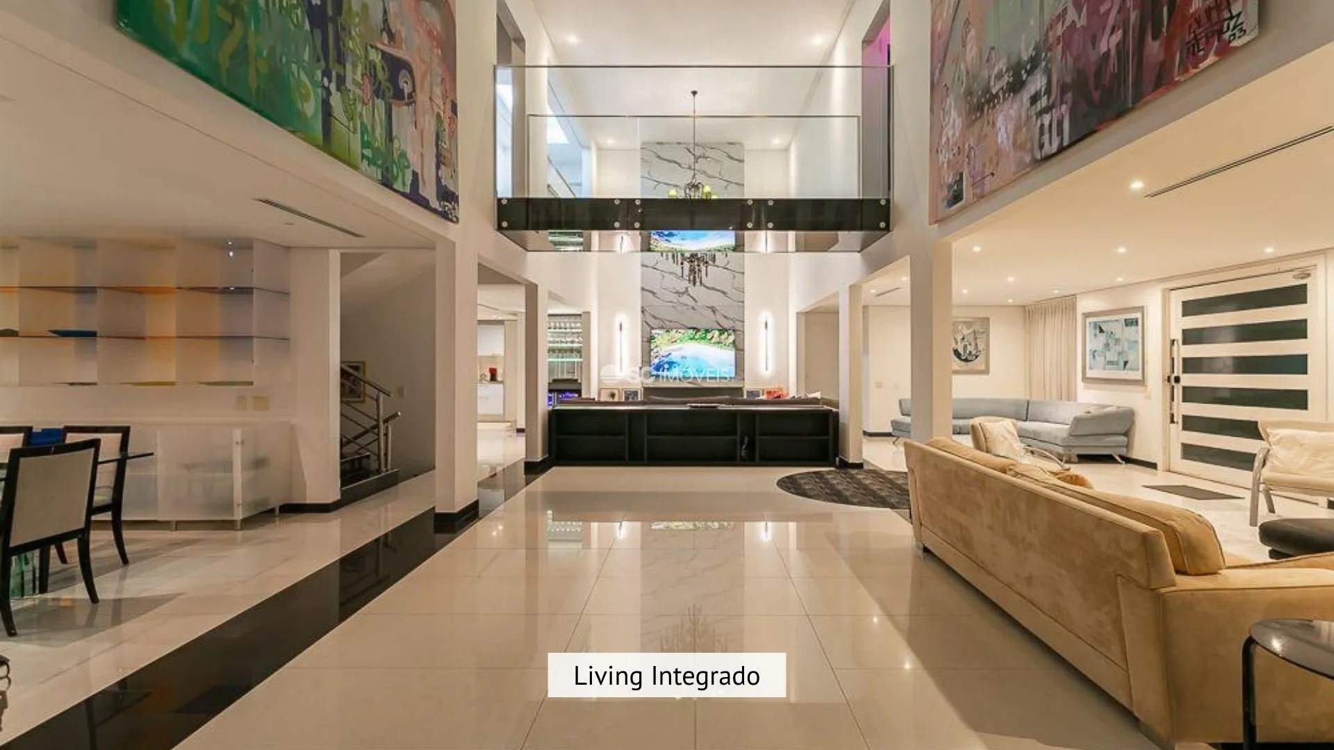 800 m² house with 6 en-suite rooms and 4 parking spaces — photo 24