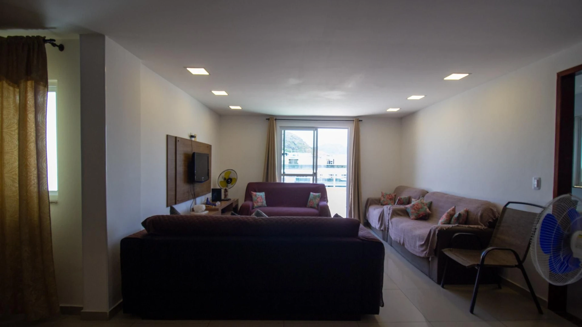 Apartamento mobiliado de 3 quartos com varanda e vista — photo 16