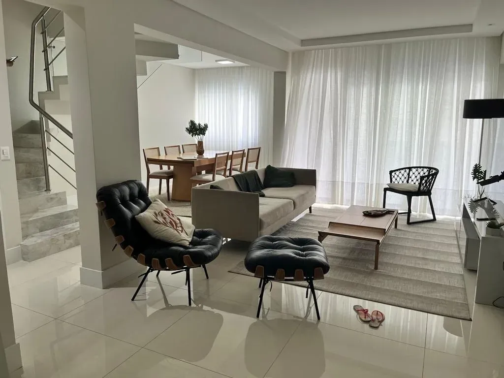 4-bedroom apartment with 3 en-suites and 170 m²