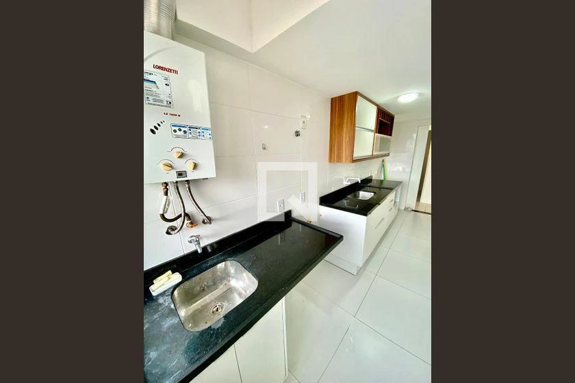Apartamento de 2 quartos em condomínio com piscina — photo 33