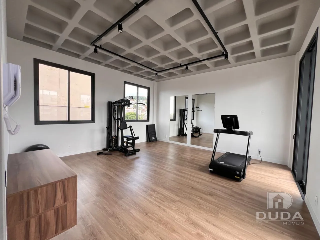 Furnished 1-bedroom apartment with balcony grill — photo 12