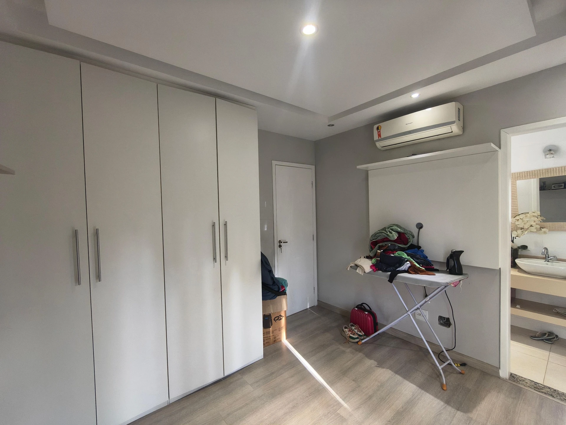Furnished house, 220 m², with a bathtub — photo 84