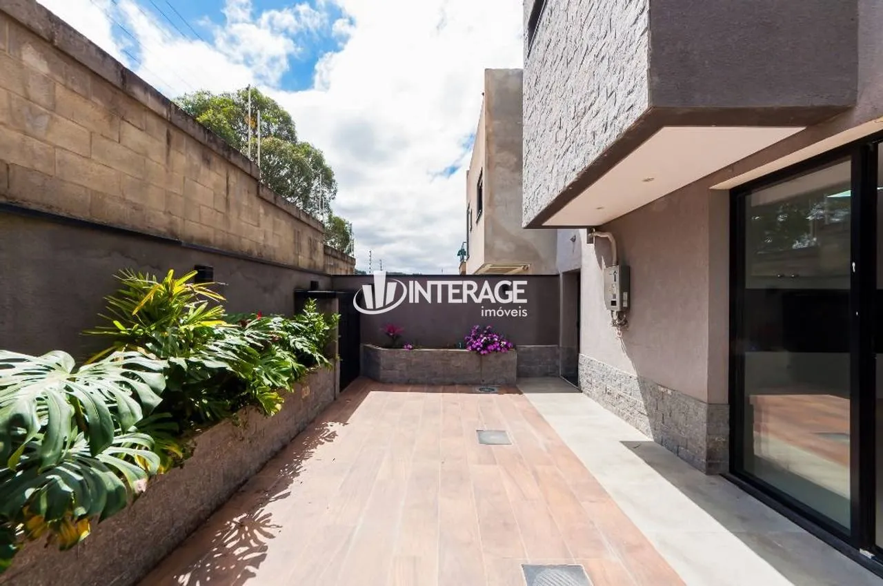 3-bedroom house with a washing machine in Curitiba — photo 11