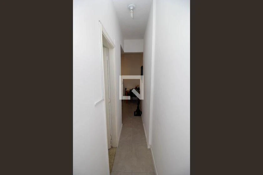 Furnished studio, 32 m², with a home office — photo 18