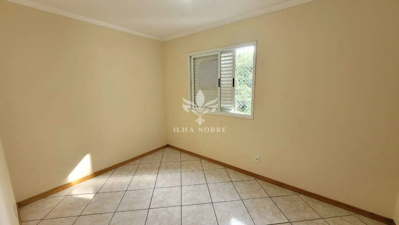 Furnished 3-bedroom apartment with 2 bathrooms — photo 9