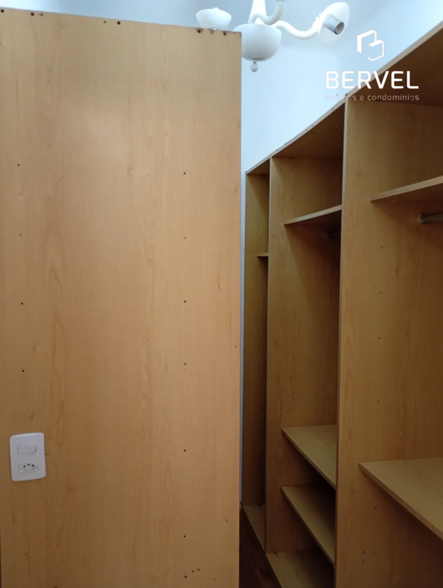 Apartamento de 2 quartos em condomínio com piscina — photo 6