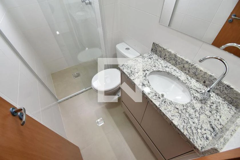 2-bedroom apartment with a home office in Curitiba — photo 29