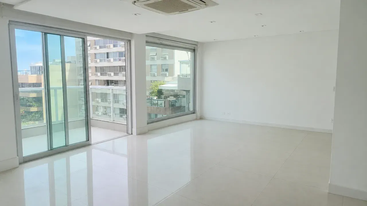 Triplex com 3 dormitórios e 5 banheiros — photo 9