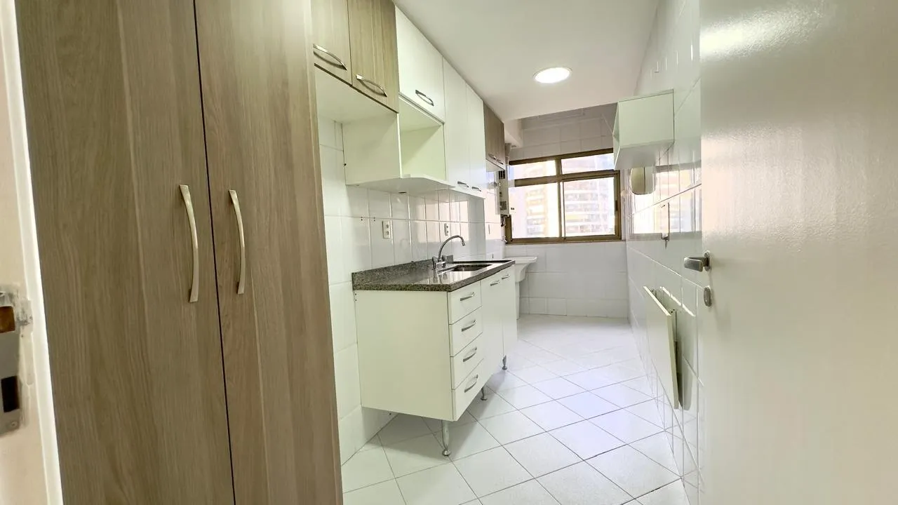 2-bedroom apartment with 2 bathrooms and 1 parking spot — photo 2