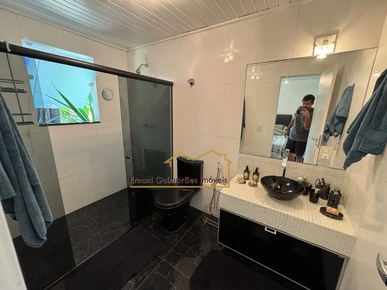 Casa térrea mobiliada com 4 dormitórios e 4 banheiros — photo 10