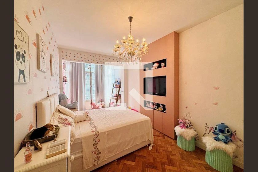 Квартира з 4 спальнями та робочим місцем — photo 5