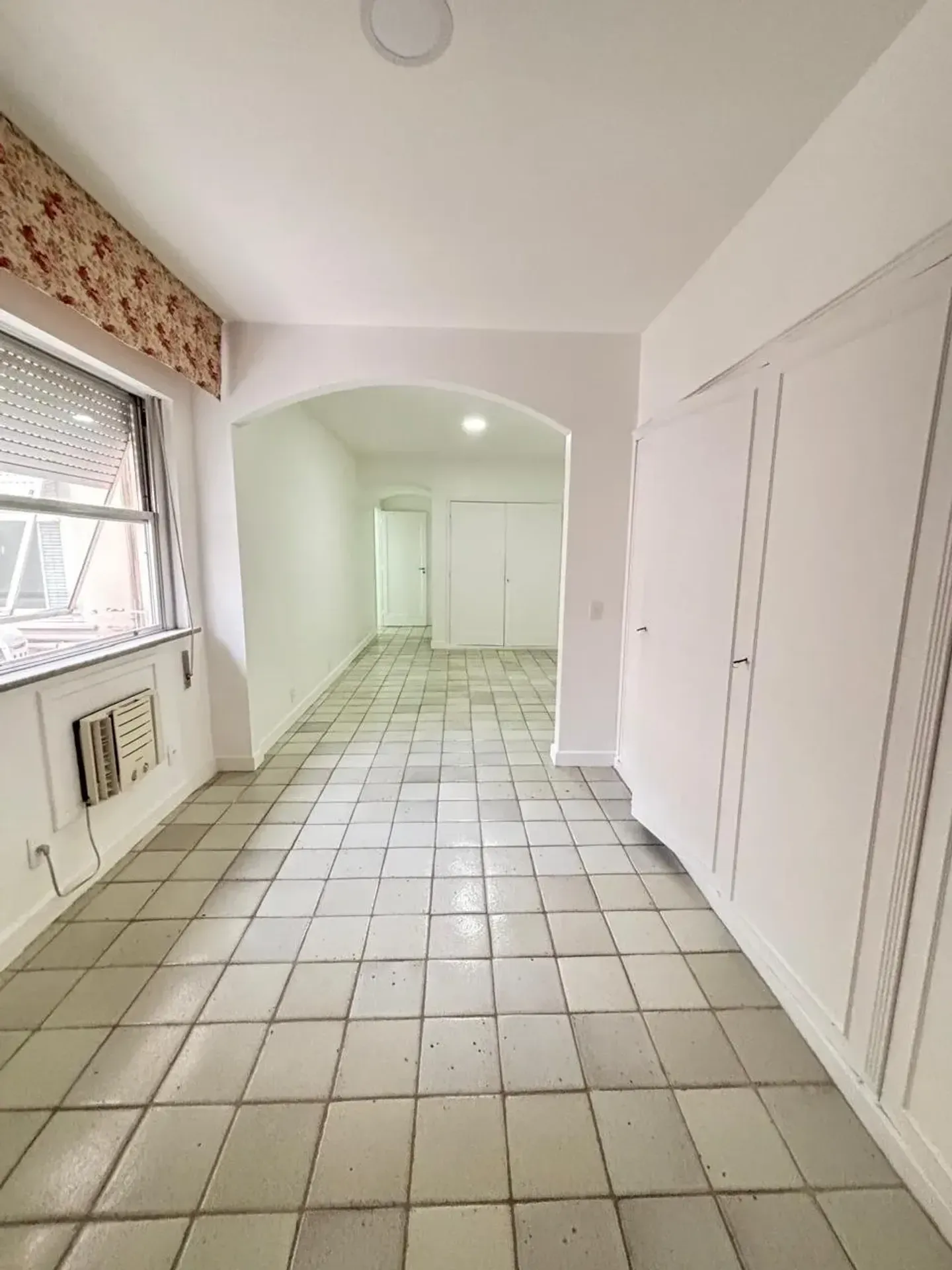 Apartment, 280 m², with a water view — photo 6