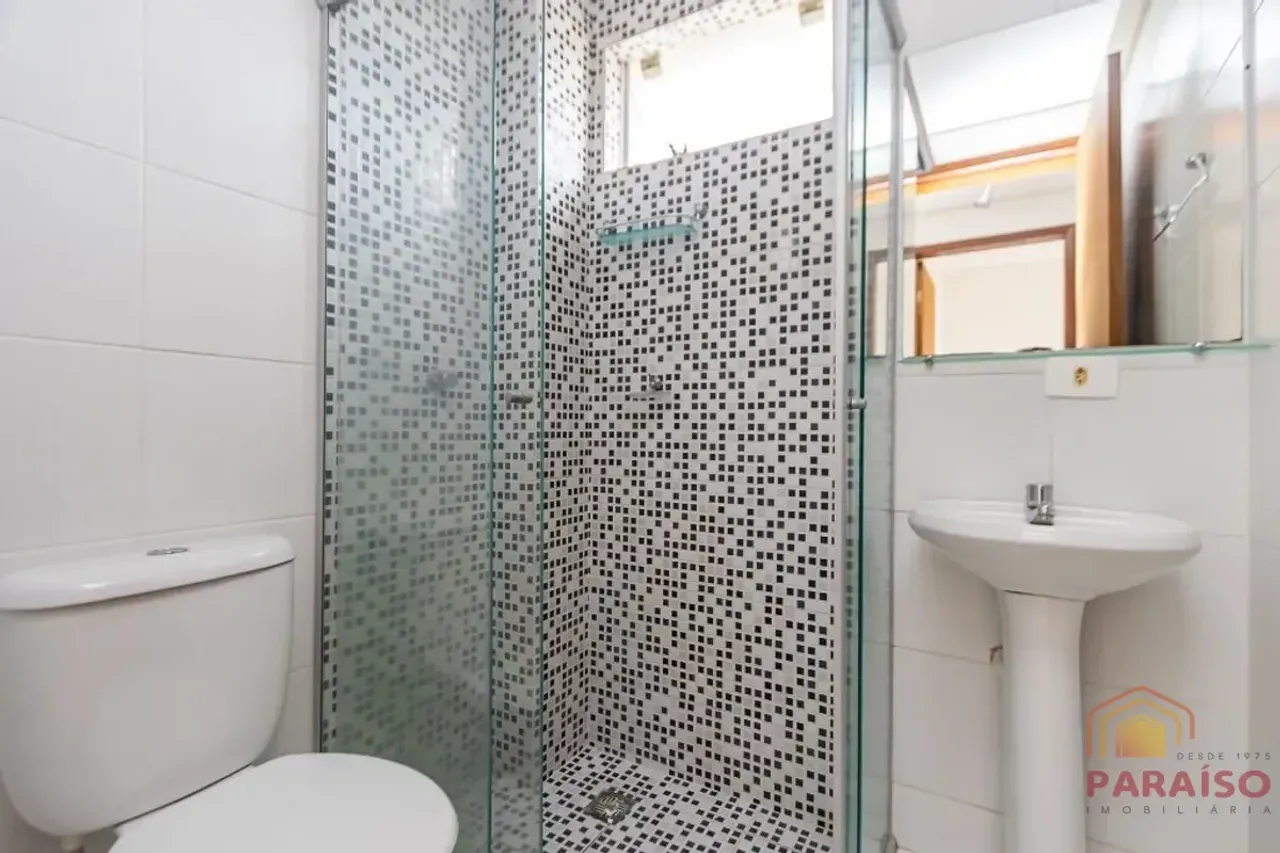 Rental apartment with 2 bedrooms and a balcony — photo 8