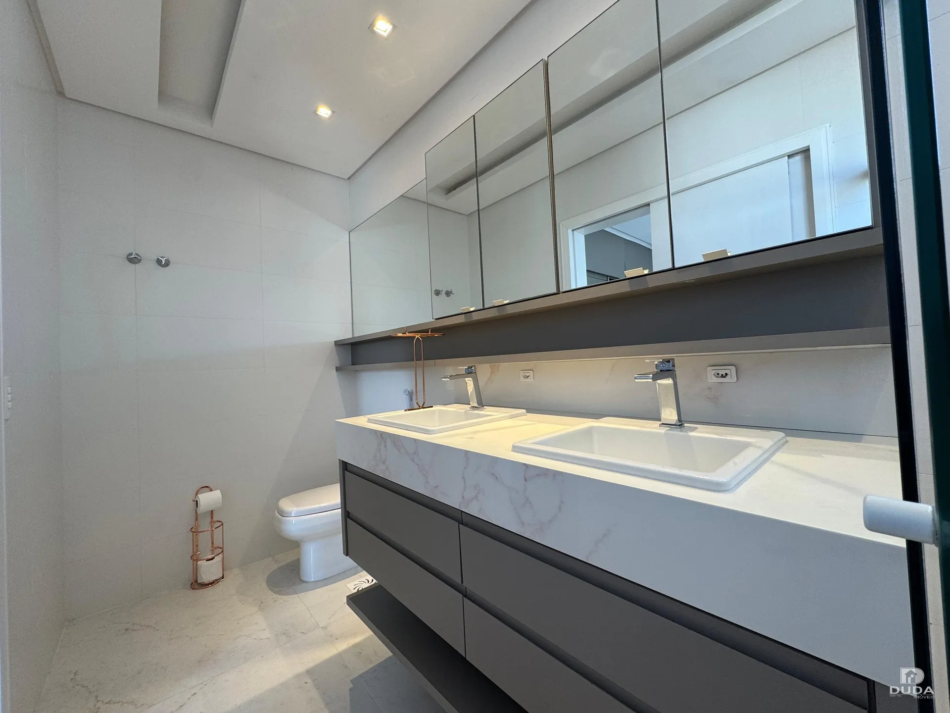 Меблированный дом с 5 спальнями и 543 м² — photo 8