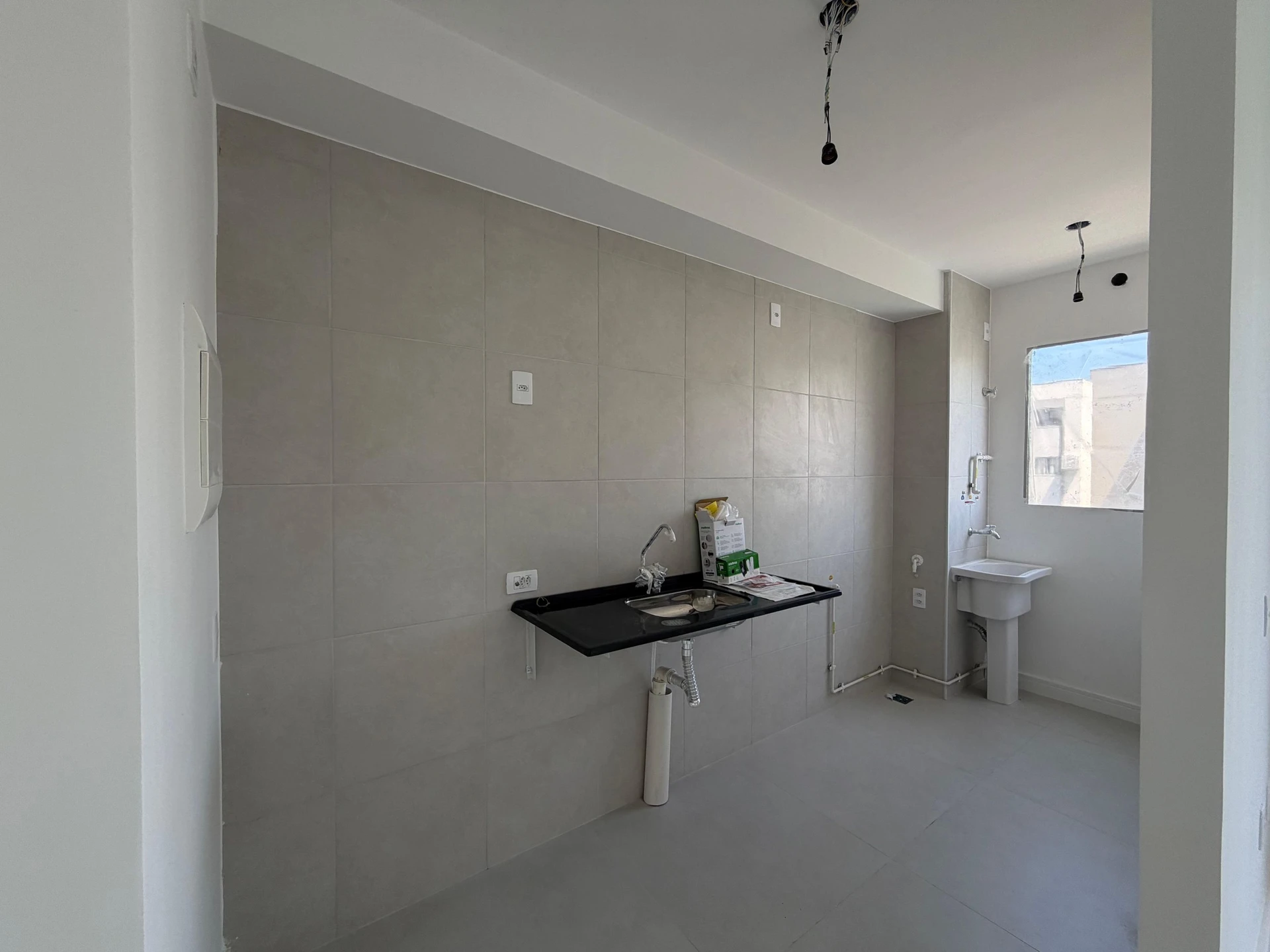 Apartamento sem mobília com 2 quartos e varanda — photo 10