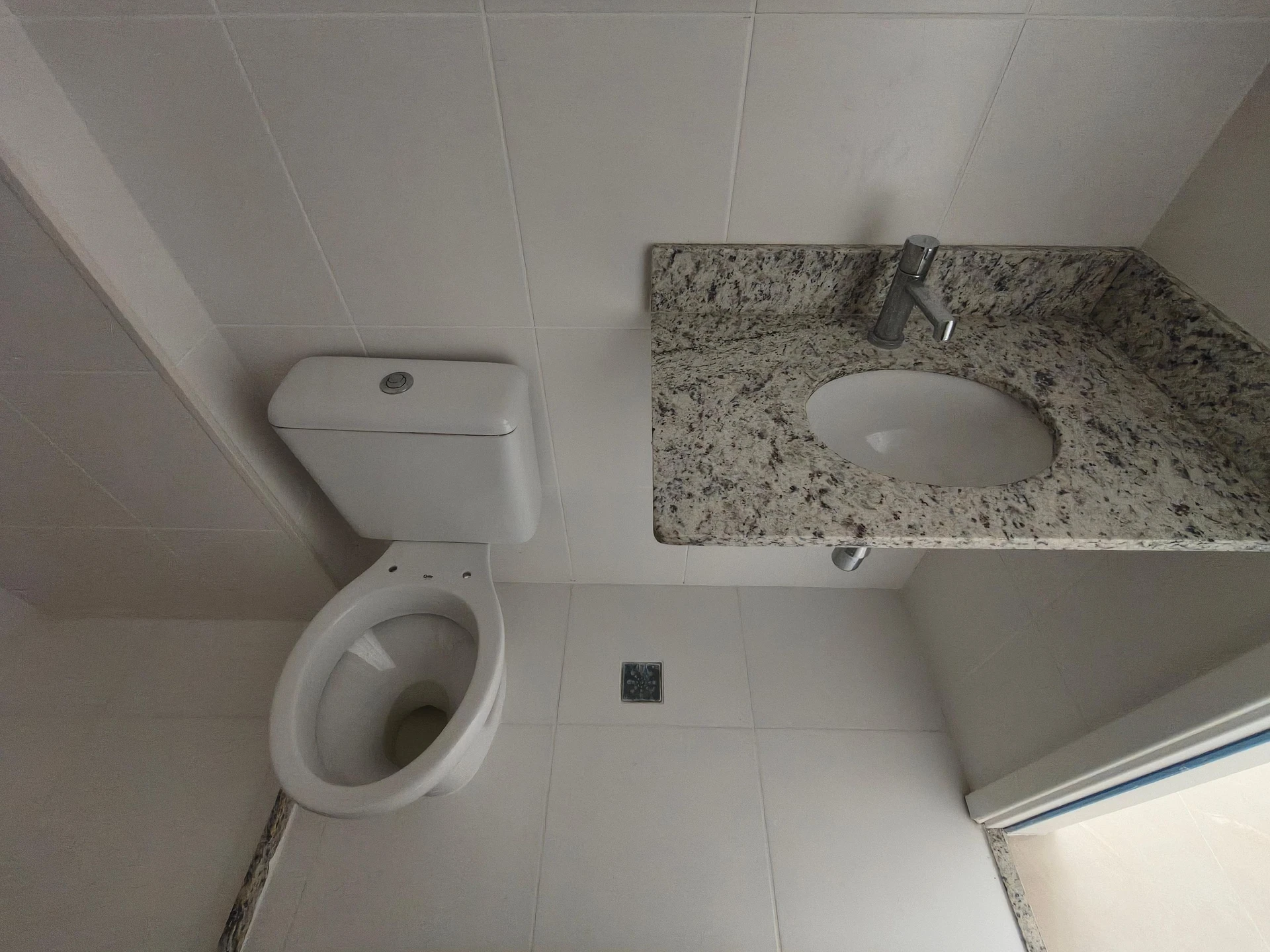 Apartment with 3 bedrooms, 2 bathrooms and parking — photo 37