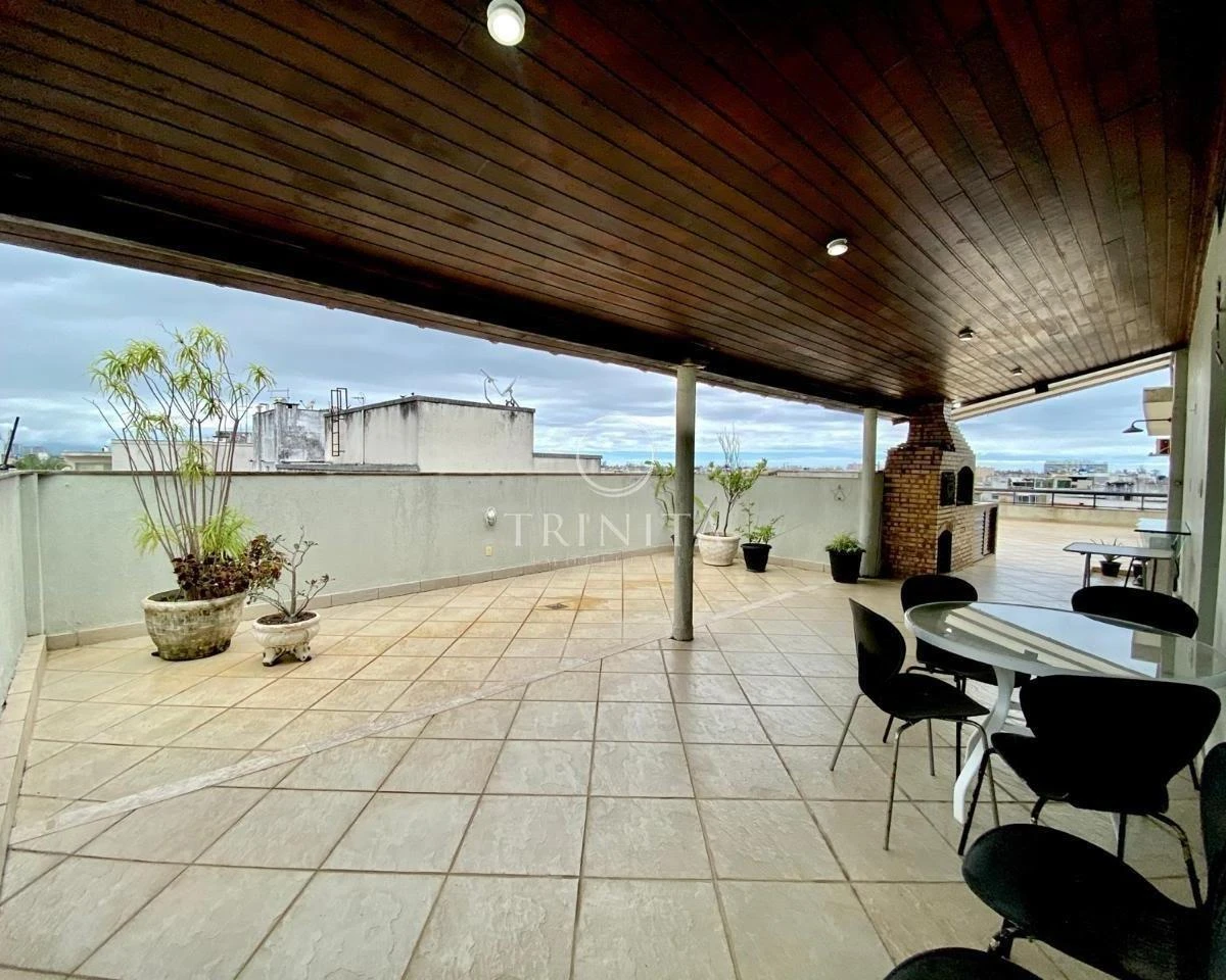 Duplex penthouse with 6 bedrooms and 390 m² — photo 4