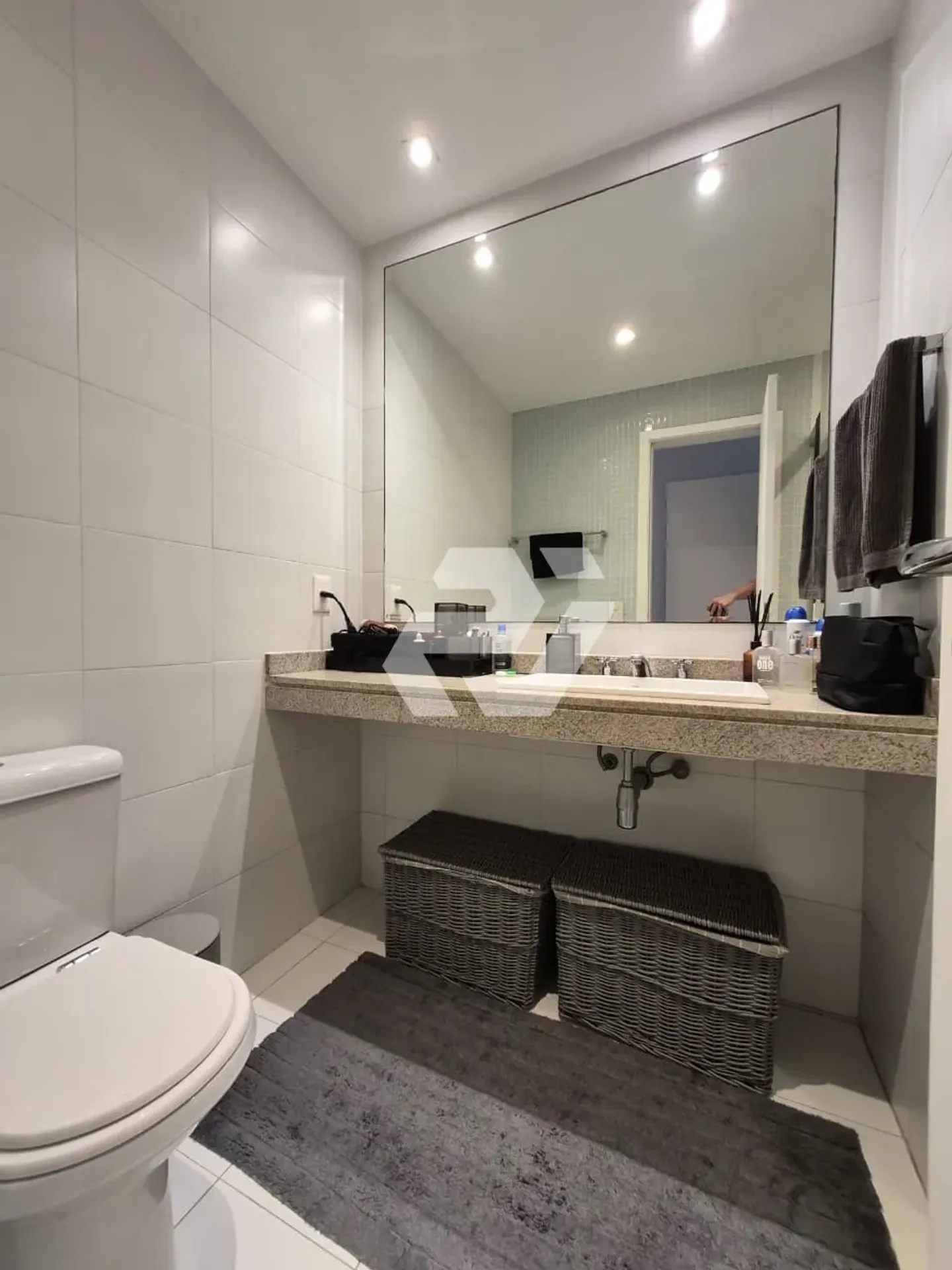 4-bedroom, 5-bath apartment with balcony and 3 parking — photo 32