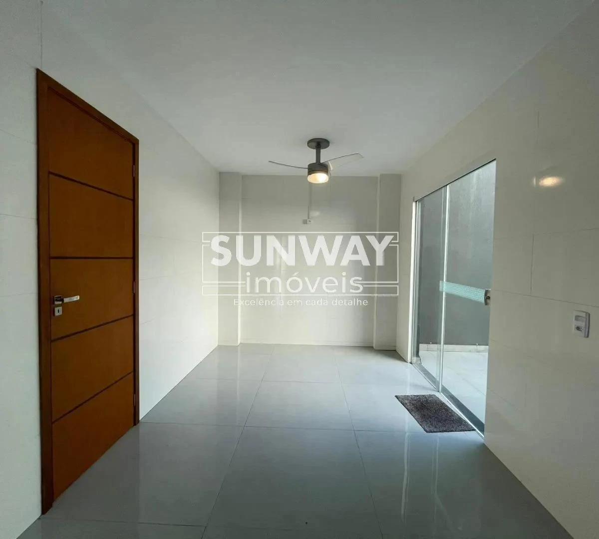 Casa, 380 m², com janelas do piso ao teto — photo 27