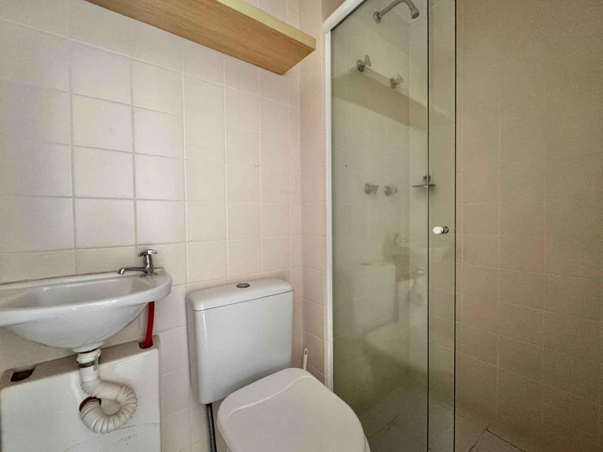 Квартира 107 м² з видом на воду та балконом із грилем — photo 37
