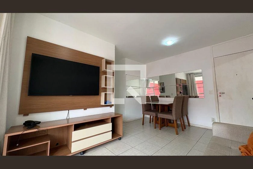 2-bedroom apartment in a building with a gym — photo 39